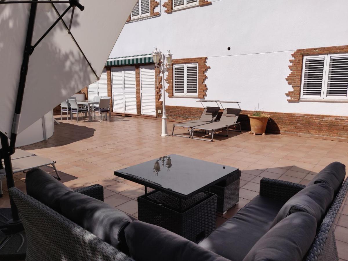 Apartamentos R66 Caces Εξωτερικό φωτογραφία